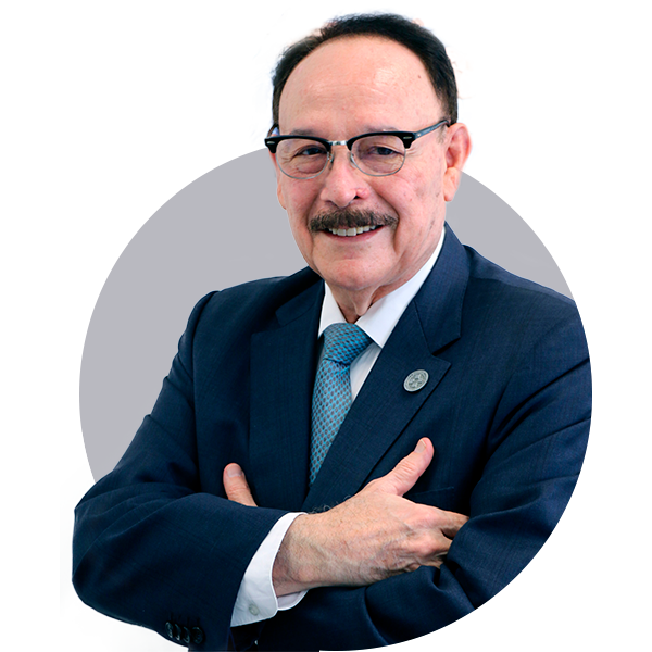 Dr. Ricardo  García Cavazos